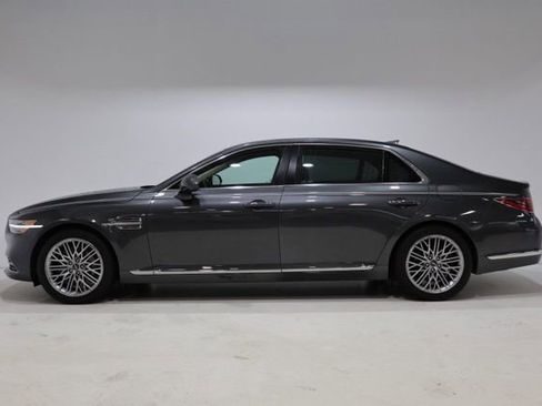Used 2021 Genesis G90 3.3T Premium RWD image 4