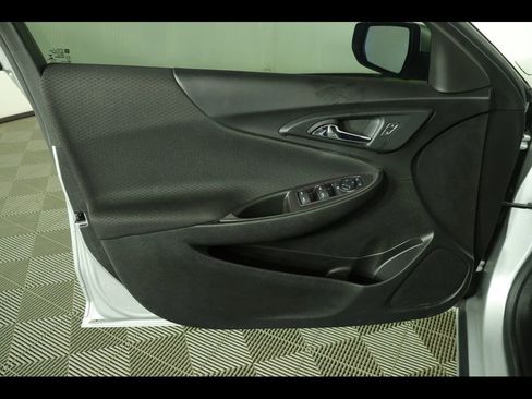 Used 2022 Chevrolet Malibu RS FWD image 20