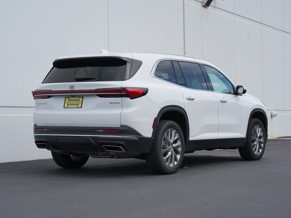 Certified 2026 Buick Enclave Preferred AWD/4WD image 3