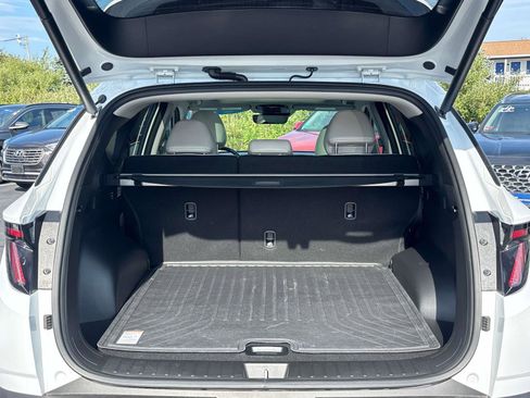 Used 2024 Hyundai Tucson Limited image 15