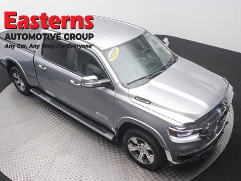 Used 2019 RAM 1500 Laramie AWD/4WD image 3