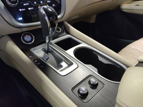 Used 2020 Nissan Murano Platinum FWD image 26