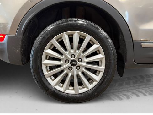 Used 2019 Lincoln MKC Premiere AWD/4WD image 54