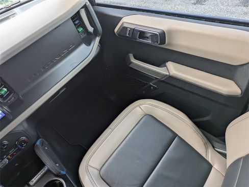 Used 2022 Ford Bronco Wildtrak image 15