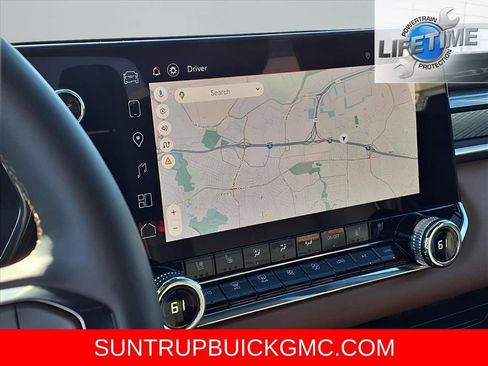 Used 2026 GMC Canyon AT4 w/ AT4 Premium Package image 8