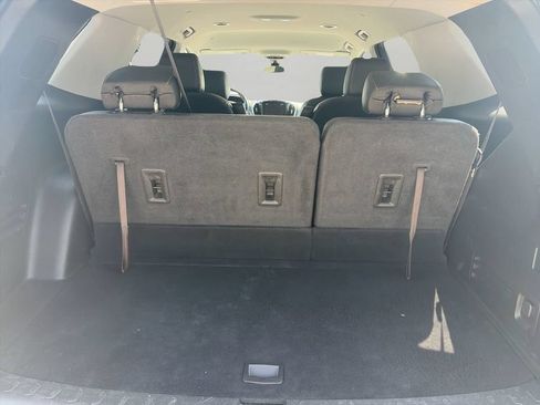 Used 2019 Chevrolet Traverse Premier w/ Driver Confidence II Package FWD image 7