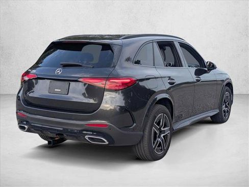 Used 2025 Mercedes-Benz GLC 300 image 6