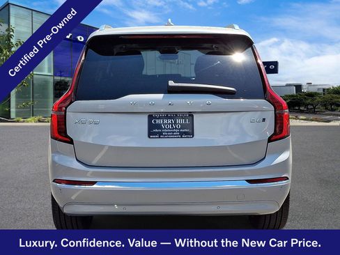 Certified 2025 Volvo XC90 B6 Plus AWD/4WD image 6