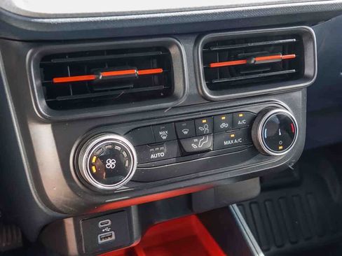 Used 2023 Ford Maverick XLT image 21