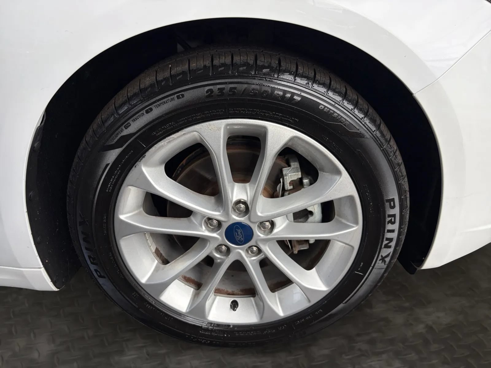 Used 2019 Ford Fusion SE FWD image 35