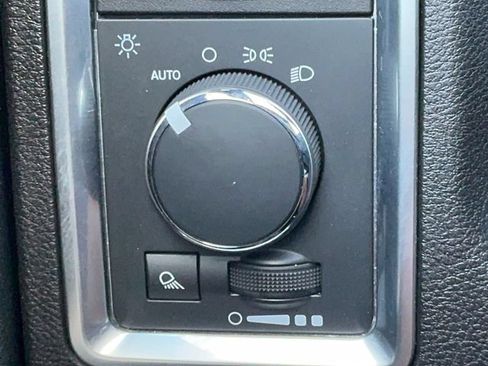 Used 2022 RAM 1500 Classic Warlock AWD/4WD image 26