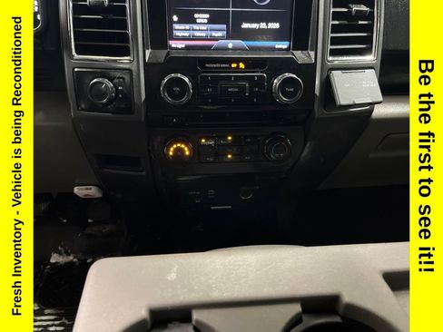 Used 2015 Ford F150 XLT w/ Equipment Group 302A Luxury image 15