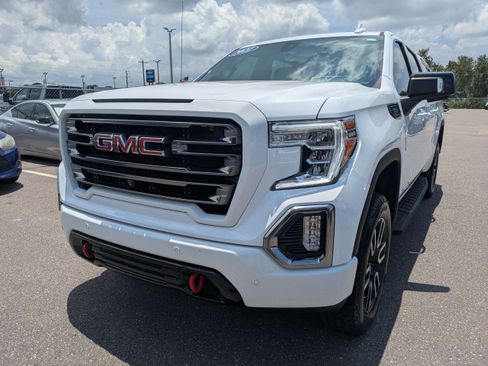 Used 2021 GMC Sierra 1500 AT4 w/ AT4 Premium Package AWD/4WD image 7
