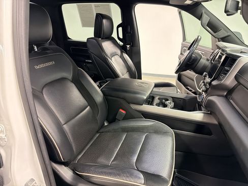 Used 2020 RAM 1500 Laramie w/ Sport Appearance Package image 31