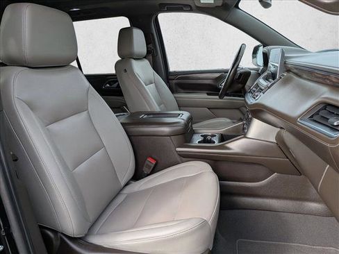 Used 2022 Chevrolet Tahoe LT w/ LT Signature Package RWD image 23