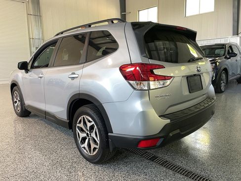 Used 2024 Subaru Forester Premium AWD/4WD image 19