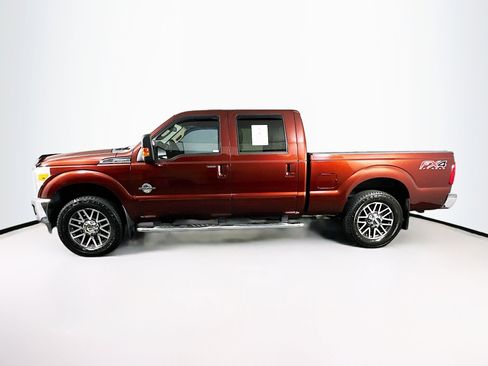 Used 2015 Ford F250 Lariat w/ Lariat Interior Package AWD/4WD image 4