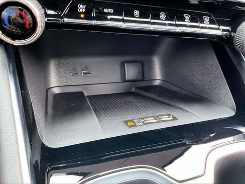 New 2026 Chevrolet Traverse LT image 24