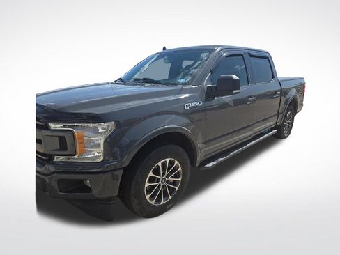 Used 2018 Ford F150 XLT w/ Equipment Group 302A Luxury RWD image 3