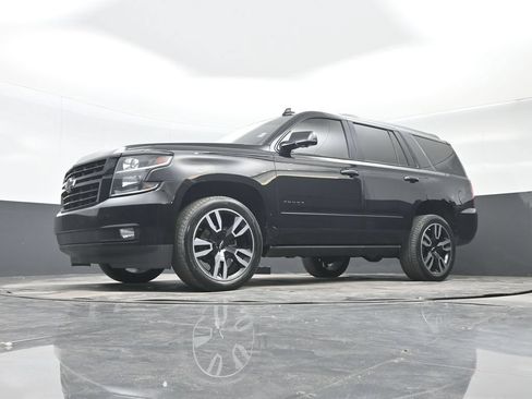 Used 2019 Chevrolet Tahoe Premier w/ RST 6.2L Performance Edition RWD image 26