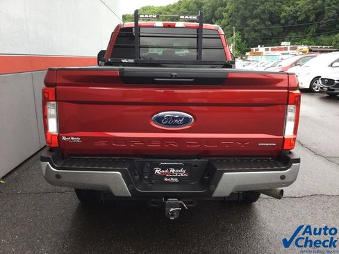Used 2017 Ford F250 XLT w/ XLT Value Package AWD/4WD image 9