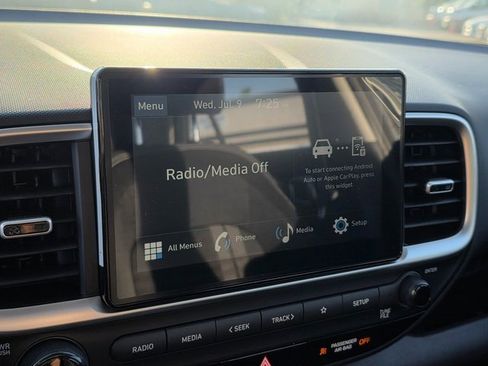 New 2025 Hyundai Venue SEL image 25