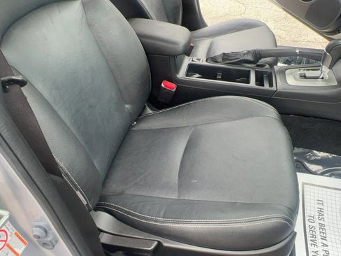 Used 2014 Subaru Crosstrek 2.0i Limited AWD/4WD image 21