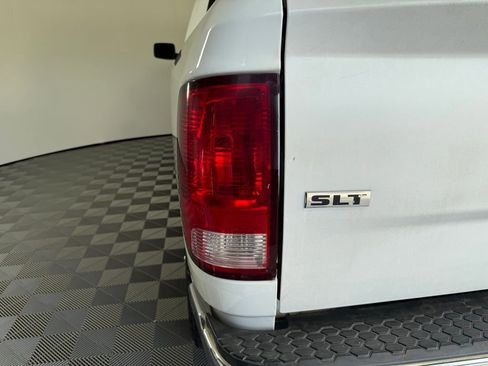 Used 2016 RAM 2500 SLT image 26