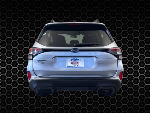 Certified 2025 Subaru Forester Limited image 7