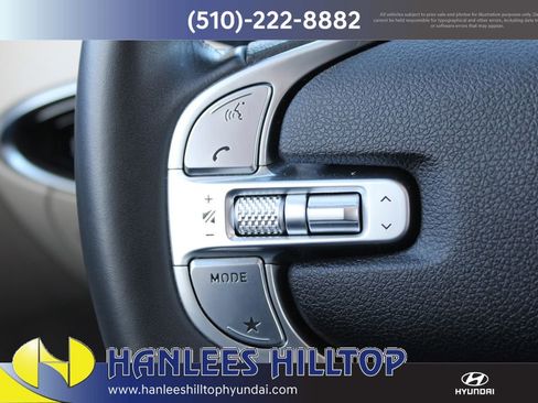 Used 2023 Genesis GV70 2.5T image 30