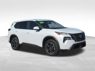 Used 2024 Nissan Rogue SV AWD/4WD video 3