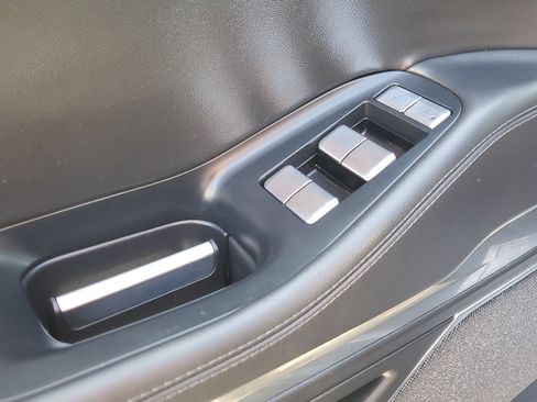 Used 2025 Lincoln Navigator L Reserve w/ Jet Appearance Package image 19