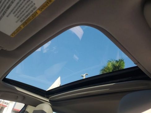 Certified 2021 Toyota Camry XLE w/ Navigation Upgrade Package image 27