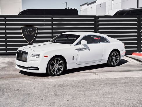 Used 2020 Rolls-Royce Wraith RWD image 6