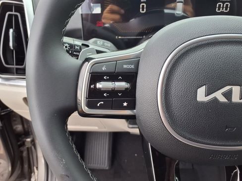 New 2025 Kia Sorento EX image 20