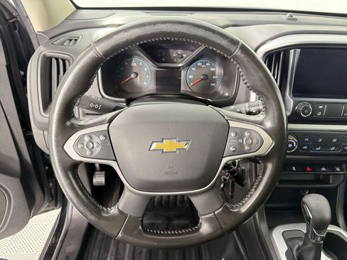 Used 2022 Chevrolet Colorado LT w/ Fleet Safety Package image 16