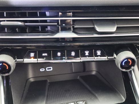 New 2026 Chevrolet Traverse Z71 AWD/4WD image 28