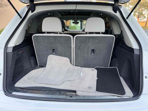 Used 2021 Audi Q7 3.0T Premium Plus w/ Premium Plus Package image 93