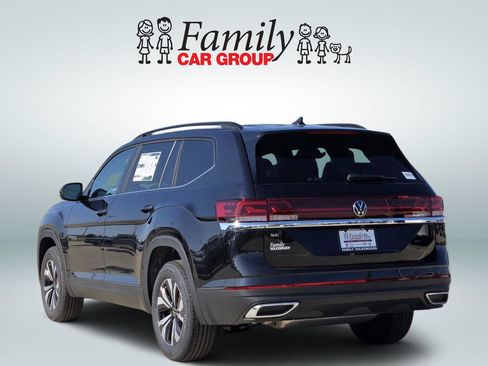 New 2026 Volkswagen Atlas SE FWD image 3