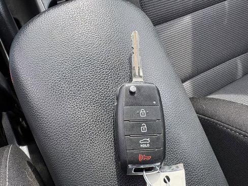Used 2018 Kia Forte LX image 22