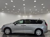 Used 2020 Chrysler Voyager L image 4