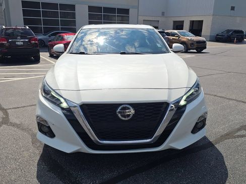Used 2019 Nissan Altima 2.5 SV FWD image 8
