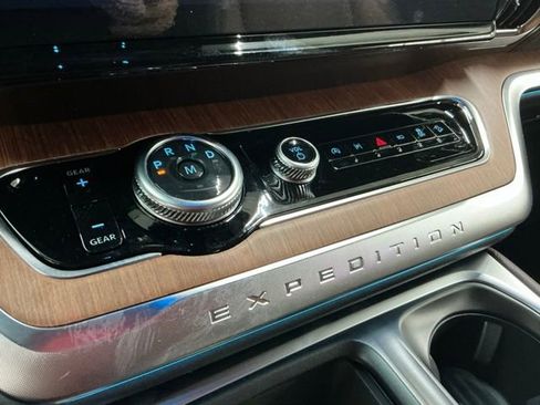 New 2026 Ford Expedition Max King Ranch image 23