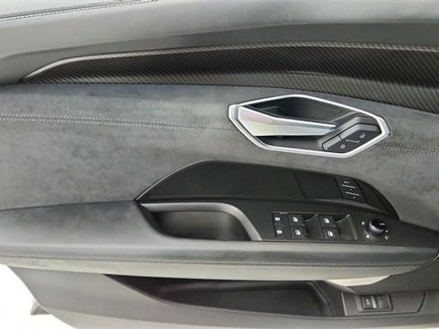 Used 2023 Audi e-tron GT Premium Plus w/ Performance Package image 32