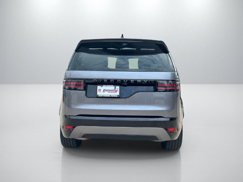 Used 2024 Land Rover Discovery Dynamic SE AWD/4WD image 6