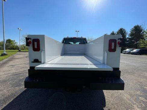 New 2026 Ford F350 XL w/ XL Off-Road Package AWD/4WD image 24