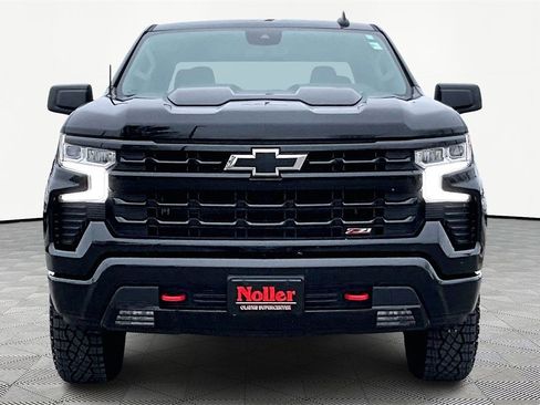 Used 2025 Chevrolet Silverado 1500 LT Trail Boss w/ Protection Package image 3