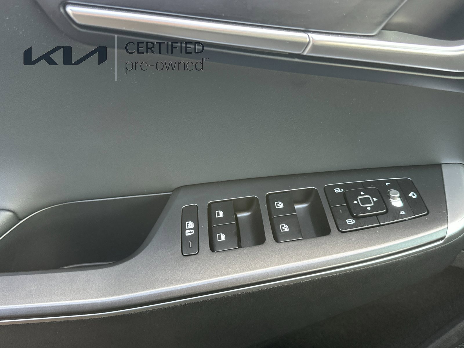 Certified 2024 Kia EV6 Light RWD image 12
