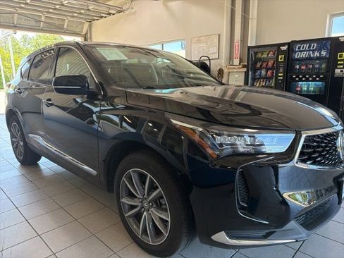 Used 2024 Acura RDX SH-AWD w/ Technology Package image 3