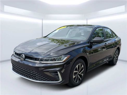Used 2025 Volkswagen Jetta S FWD image 7